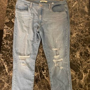 Levi’s distressed ankle cropped skinny jeans size 16